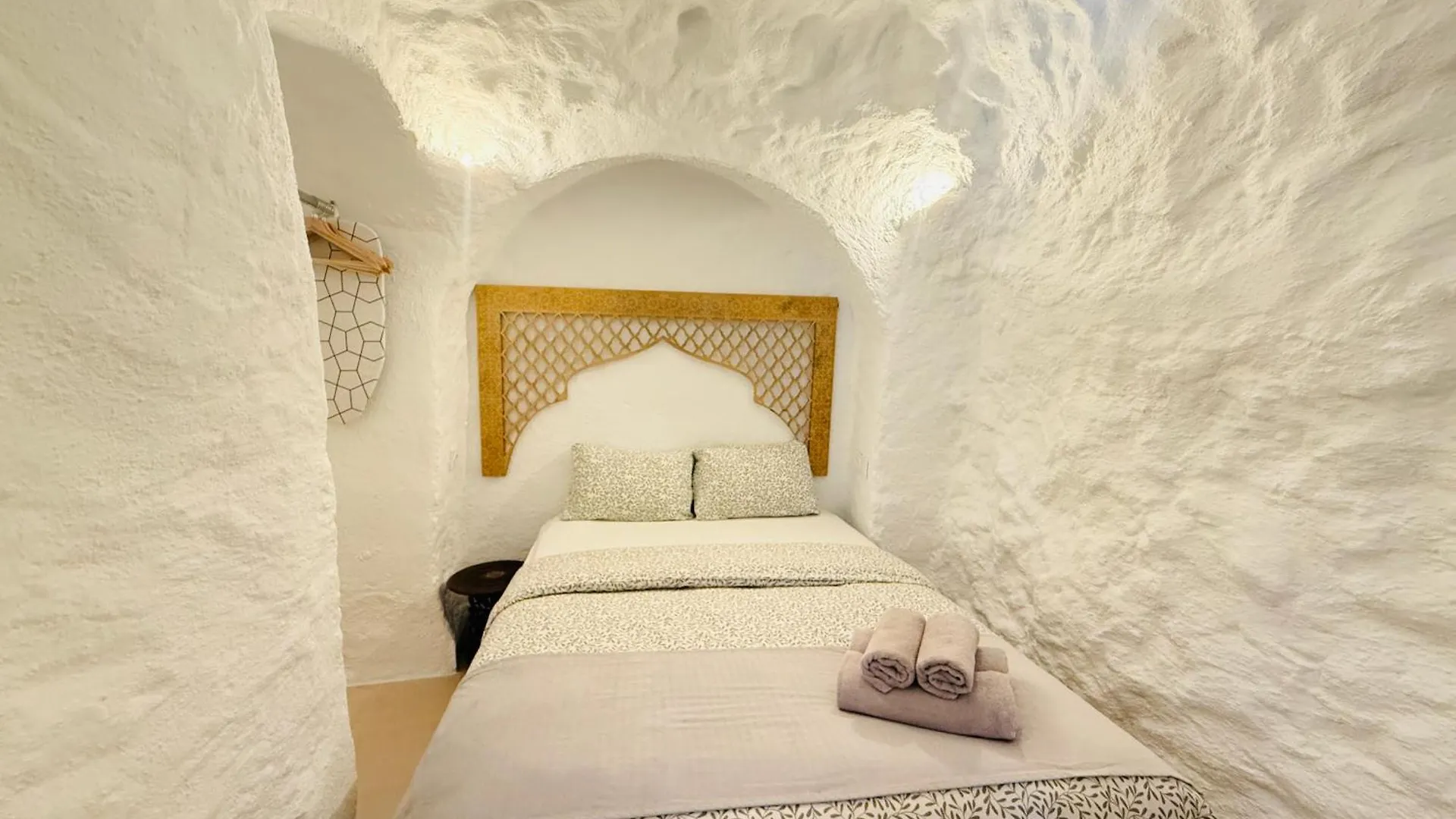 Cueva La Bonica - Hostatel Apartment Granada