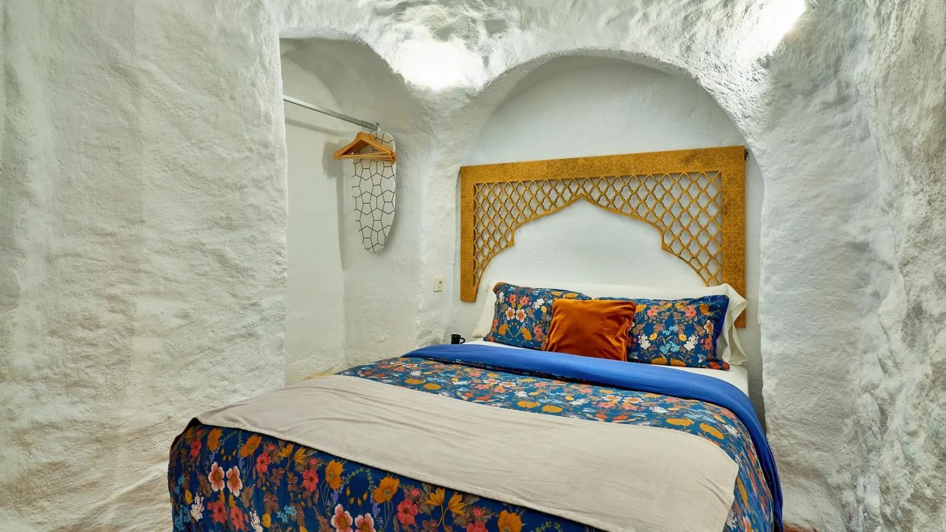 Cueva La Bonica - Hostatel Apartment Granada